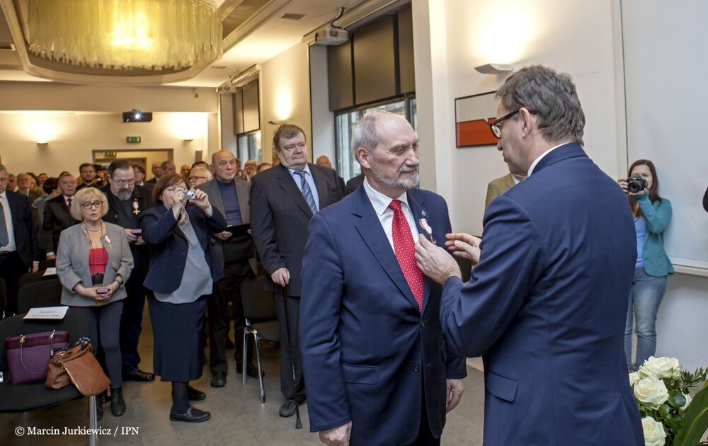 Uroczystość wręczenia odznaczeń państwowych – Warszawa, 13 grudnia 2017. Fot. Marcin Jurkiewicz (IPN)