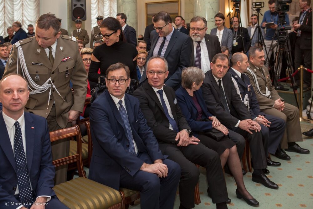 Wręczenie not identyfikacyjnych - Warszawa 01.02.2018. Fot. Marcin Jurkiewicz (IPN)