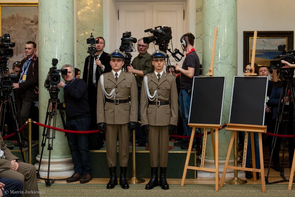 Wręczenie not identyfikacyjnych - Warszawa 01.02.2018. Fot. Marcin Jurkiewicz (IPN)