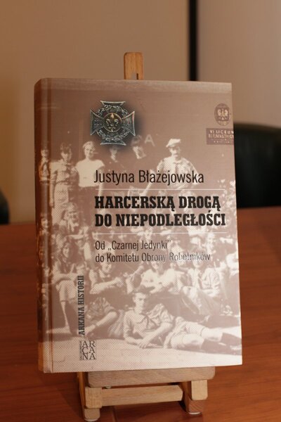Książka Justyny Błażejowskiej o historii KOR