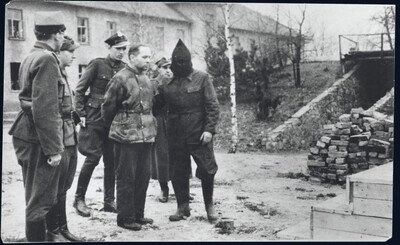 16 kwietnia 1947 r. na terenie byłego niemieckiego obozu w Oświęcimiu powieszony został pierwszy komendant KL Auschwitz Rudolf Höss