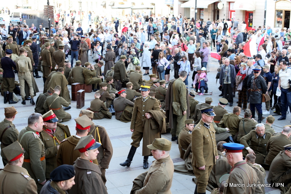 X Katyński Marsz Cieni, Warszawa 2 kwietnia 2017 (fot. Marcin Jurkiewicz)