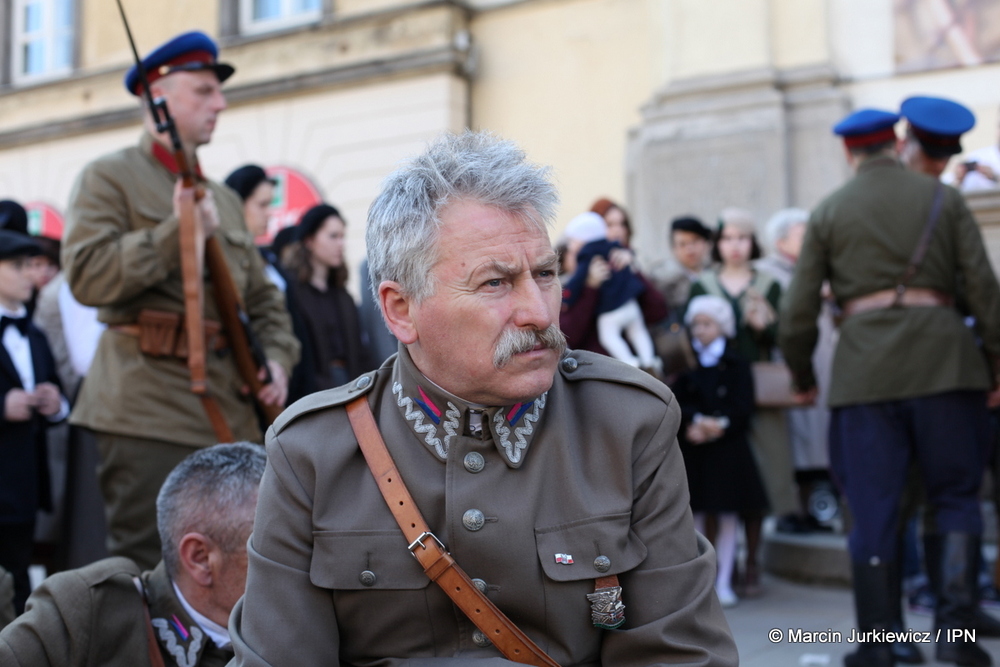 X Katyński Marsz Cieni, Warszawa 2 kwietnia 2017 (fot. Marcin Jurkiewicz)