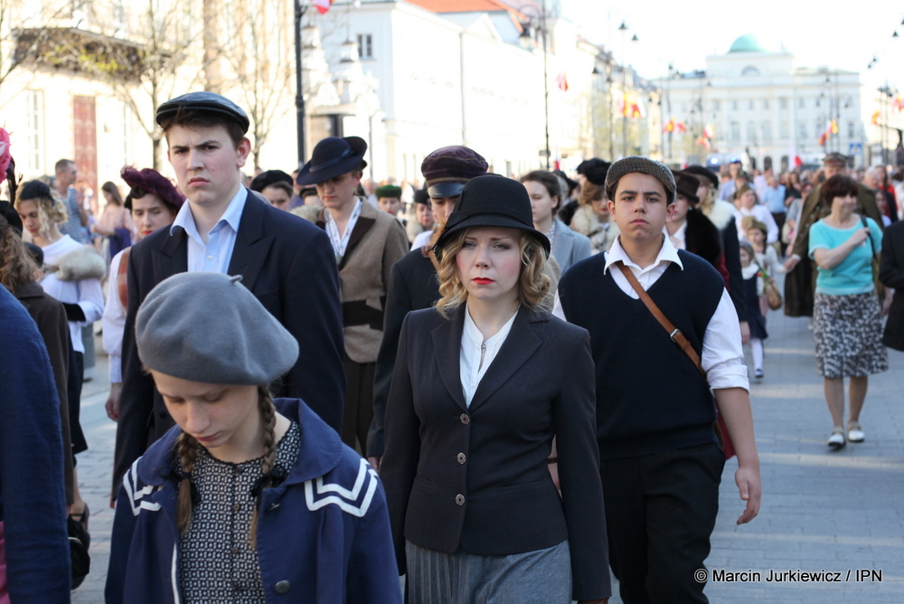 X Katyński Marsz Cieni, Warszawa 2 kwietnia 2017 (fot. Marcin Jurkiewicz)