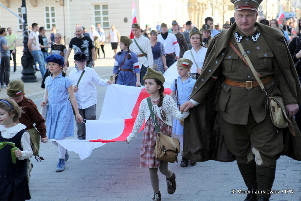 X Katyński Marsz Cieni, Warszawa 2 kwietnia 2017 (fot. Marcin Jurkiewicz)