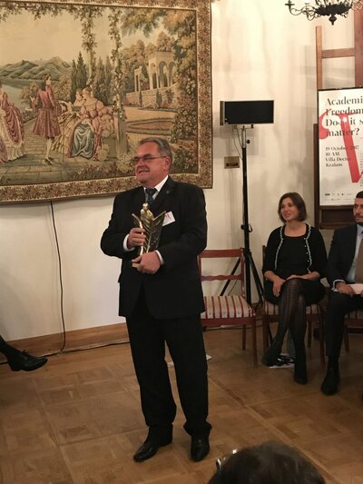 Wiceprezes IPN Jan Baster podczas uroczystości wręczenia nagród im. Sérgio Vieira de Mello – Kraków, 19 października 2017