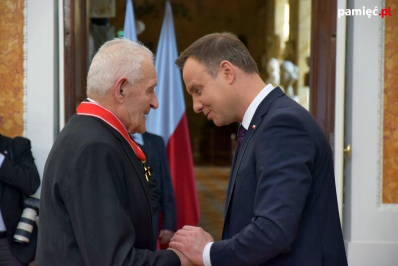 17 March 2016, The awarding of state distinctions to Poles who sawed Jews in Łańcut