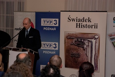 Moderatorem uroczystości był dr Rafał Reczek, dyrektor poznańskiego Oddziału Instytutu Pamięci Narodowej 