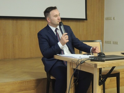Wykład dr. Piotra Szopy podczas spotkania dziennikarzy z Polski i Ukrainy. Fot. K.Gajda-Bator