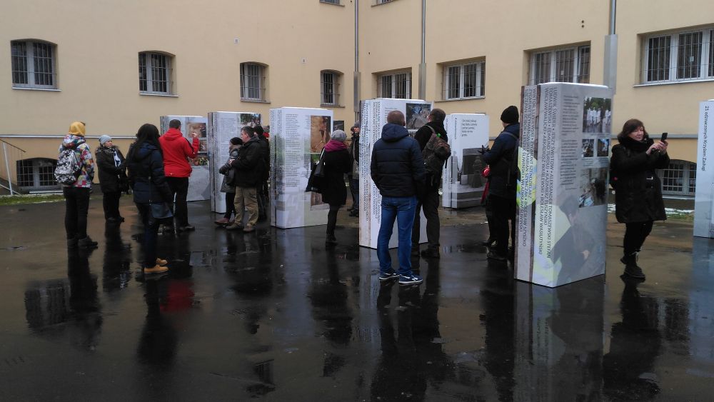 Seminarium terenowe „Kwatera Ł. Panteon narodowy pod cmentarnym murem” – Warszawa, 2 grudnia 2017. Fot. Karolina Kolbuszewska (IPN)