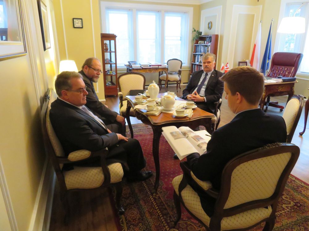 Delegacja IPN w Kanadzie – 14–17 lutego 2018. Spotkanie w Ambasadzie RP w Ottawie. Od lewej: wiceprezes IPN Jan Baster, dyrektor Biura Upamiętniania Walk i Męczeństwa IPN Adam Siwek, Ambasador RP w Kanadzie Andrzej Kurnicki, radca w Ambasadzie Łukasz Weremiuk