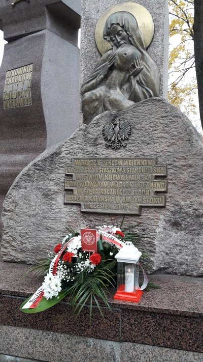 5. Pomnik Katyński